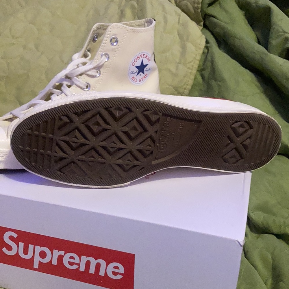 Convers - Picture 2 of 4